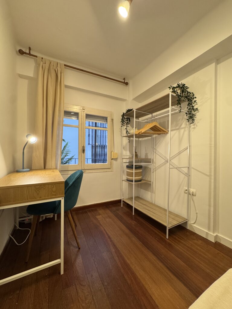 BR MDN3 - apartamento vacacional en La Xerea, Valencia - Bluerooms