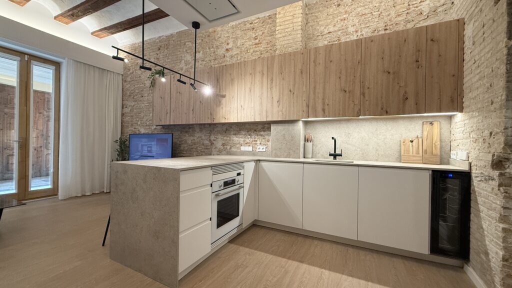 BR BP5 - apartamento vacacional en La Seu, Valencia - Bluerooms