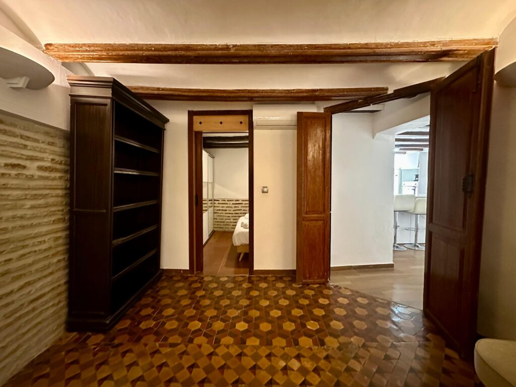 BR B4 - apartamento vacacional en El Mercat, Valencia - Bluerooms