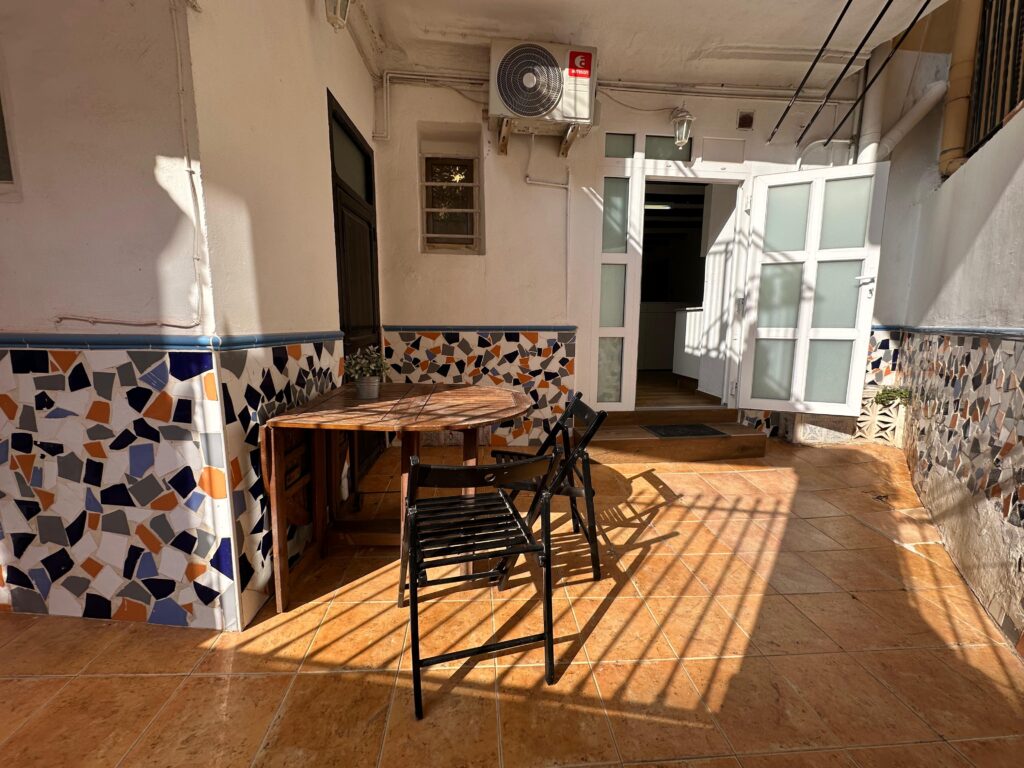 BR B4 - apartamento vacacional en El Mercat, Valencia - Bluerooms
