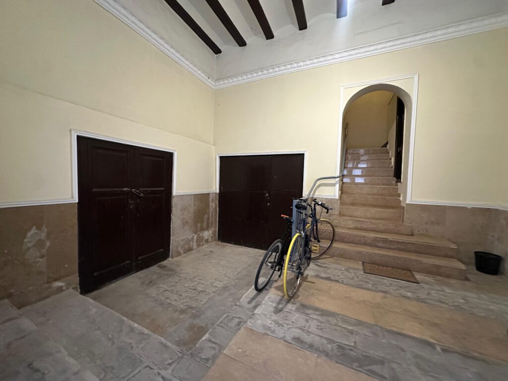 BR B4 - apartamento vacacional en El Mercat, Valencia - Bluerooms