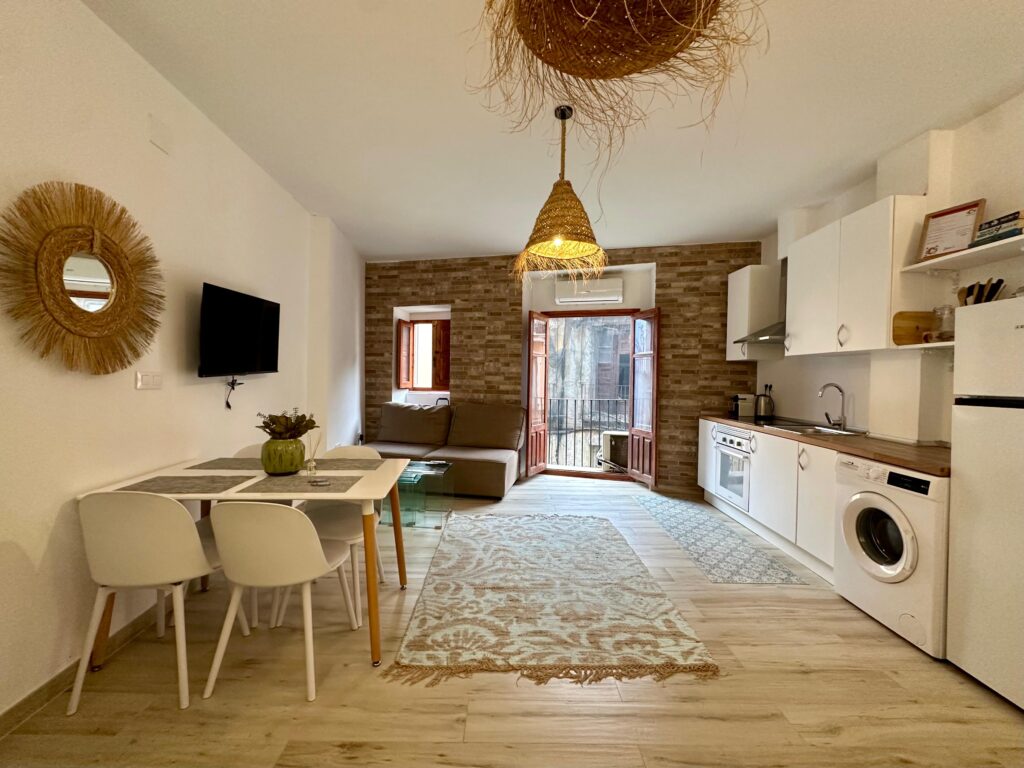 BR B9-3 - apartamento vacacional en El Mercat, Valencia - Bluerooms