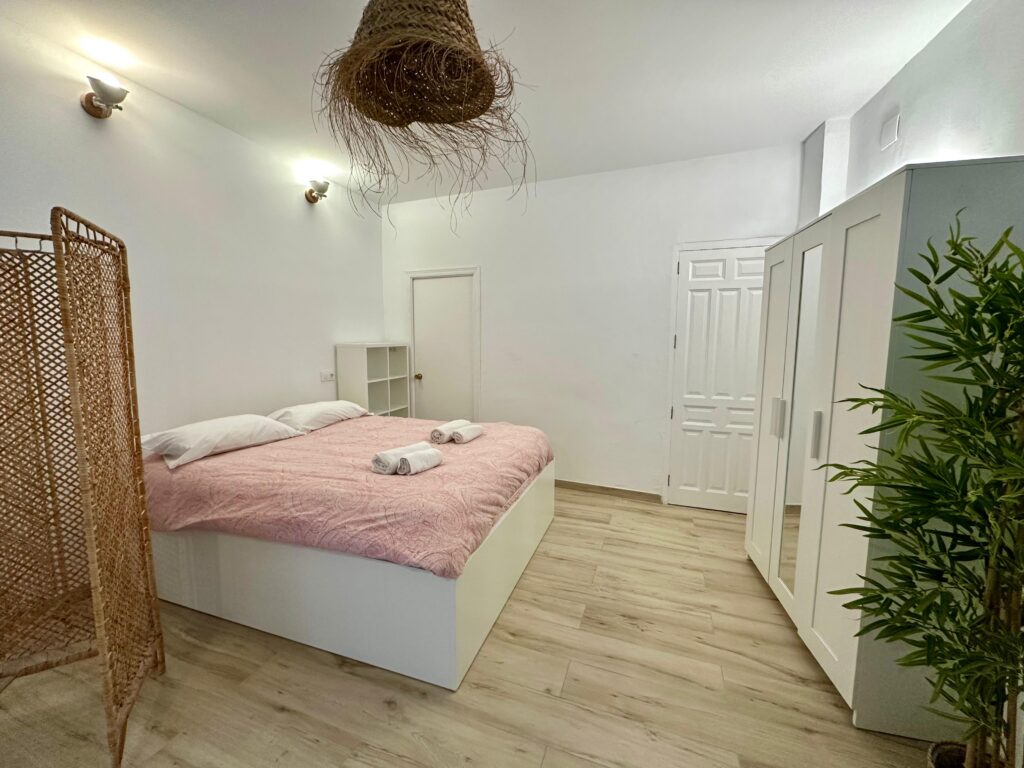 BR B9-3 - apartamento vacacional en El Mercat, Valencia - Bluerooms