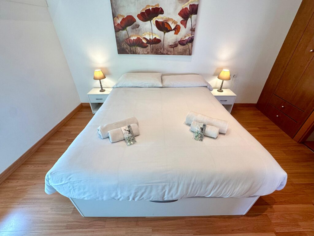 BR Men1-4 - apartamento vacacional en El Carmen, Valencia - Bluerooms