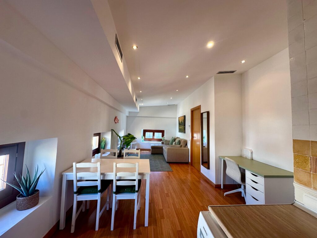 BR Men1-4 - apartamento vacacional en El Carmen, Valencia - Bluerooms