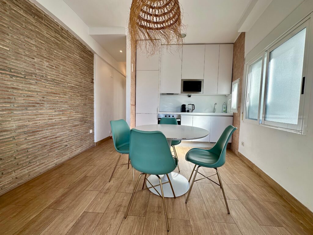 BR AO31-19 - apartamento vacacional en El Mercat, Valencia - Bluerooms