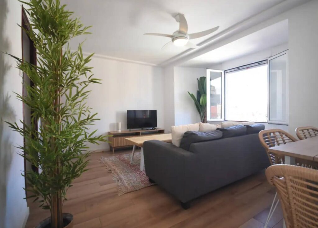 BR E95-6 - apartamento vacacional en El Cabañal, Valencia - Bluerooms