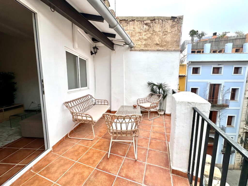 BR B9-4 - Apartamento vacacional en El Mercat, Valencia - Bluerooms