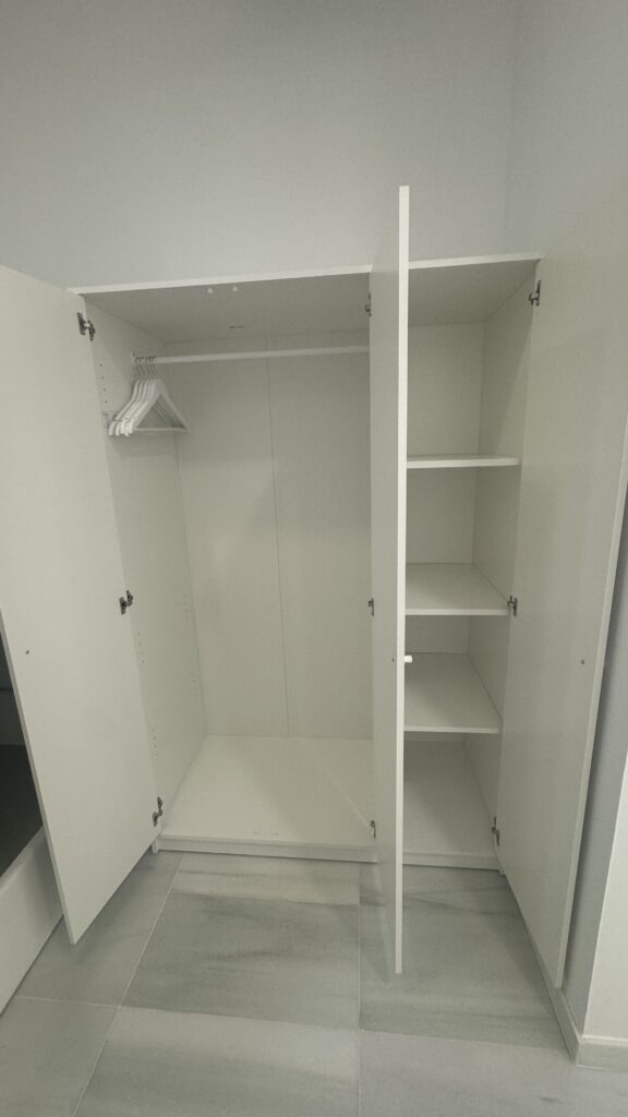 BR M3 H1 - habitación coliving en Ciutat Vella, Valencia - Bluerooms