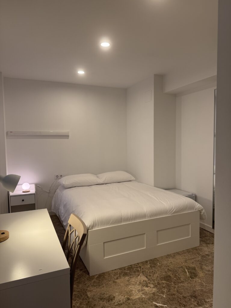 BR SP98 H5 - habitación coliving en El Cabañal, Valencia - Bluerooms