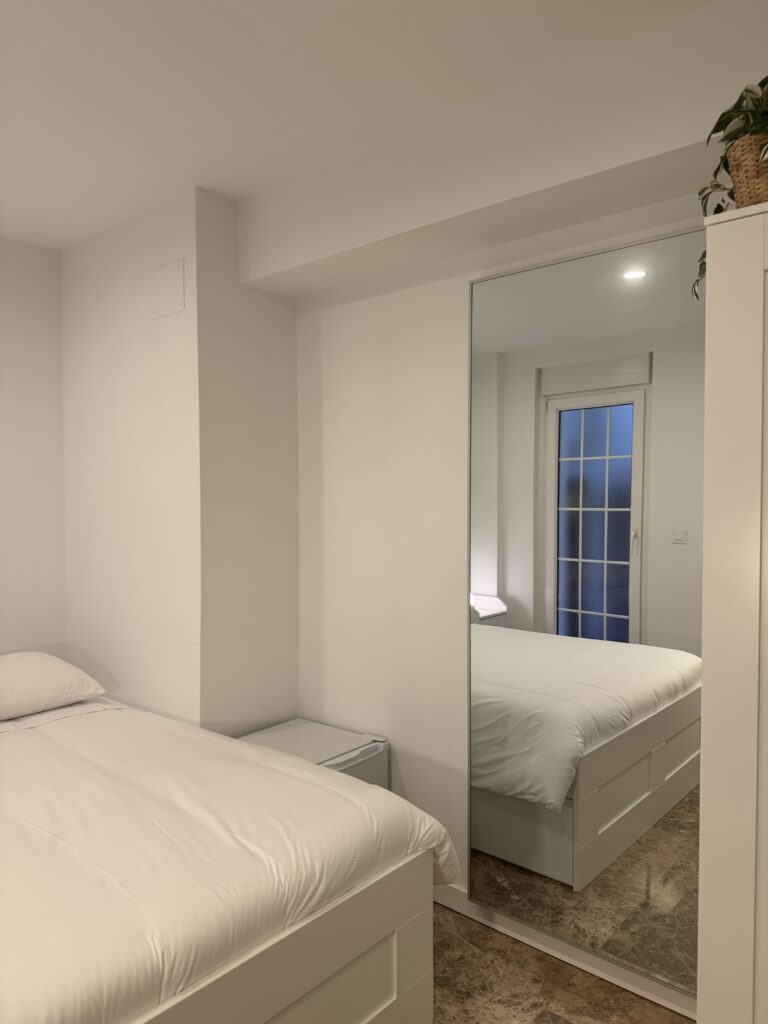 BR SP98 H5 - habitación coliving en El Cabañal, Valencia - Bluerooms