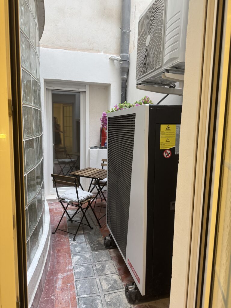 BR SP98 H5 - habitación coliving en El Cabañal, Valencia - Bluerooms