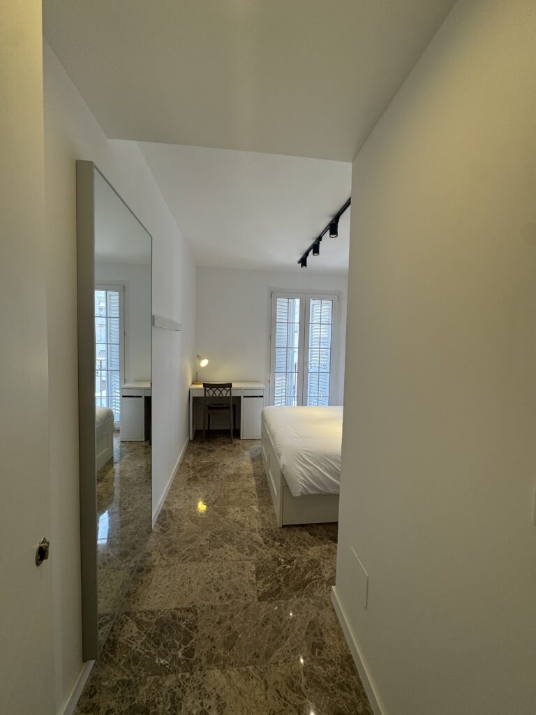 BR SP98 H7 - habitación coliving en El Cabañal, Valencia - Bluerooms