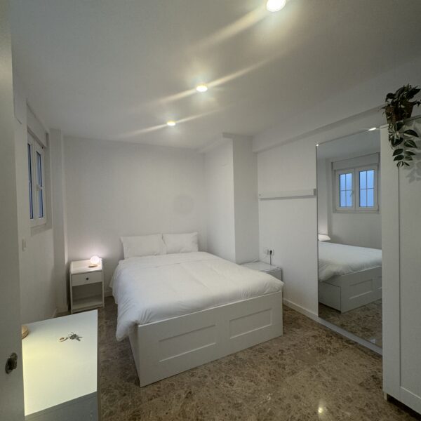 BR SP98 H10 - habitación coliving en El Cabañal, Valencia - Bluerooms