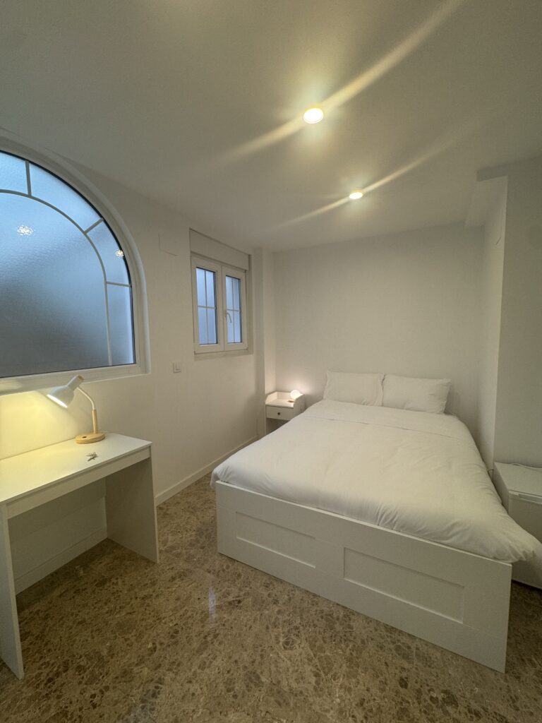 BR SP98 H10 - habitación coliving en El Cabañal, Valencia - Bluerooms