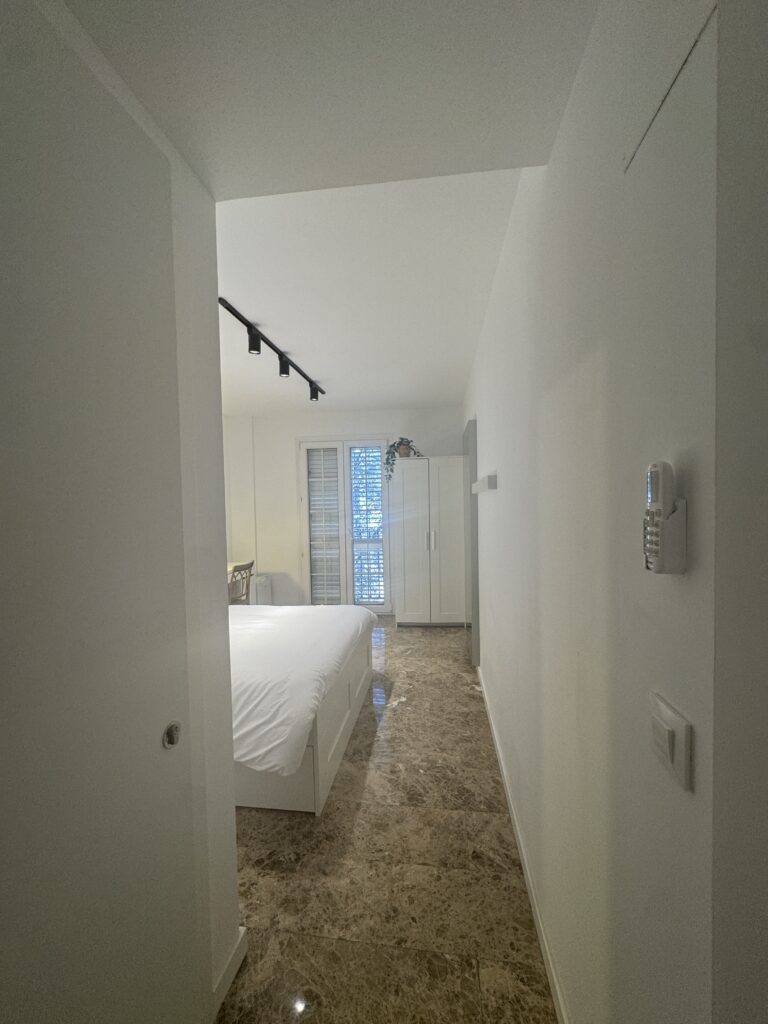 BR SP98 H4 - habitación coliving en El Cabañal, Valencia - Bluerooms
