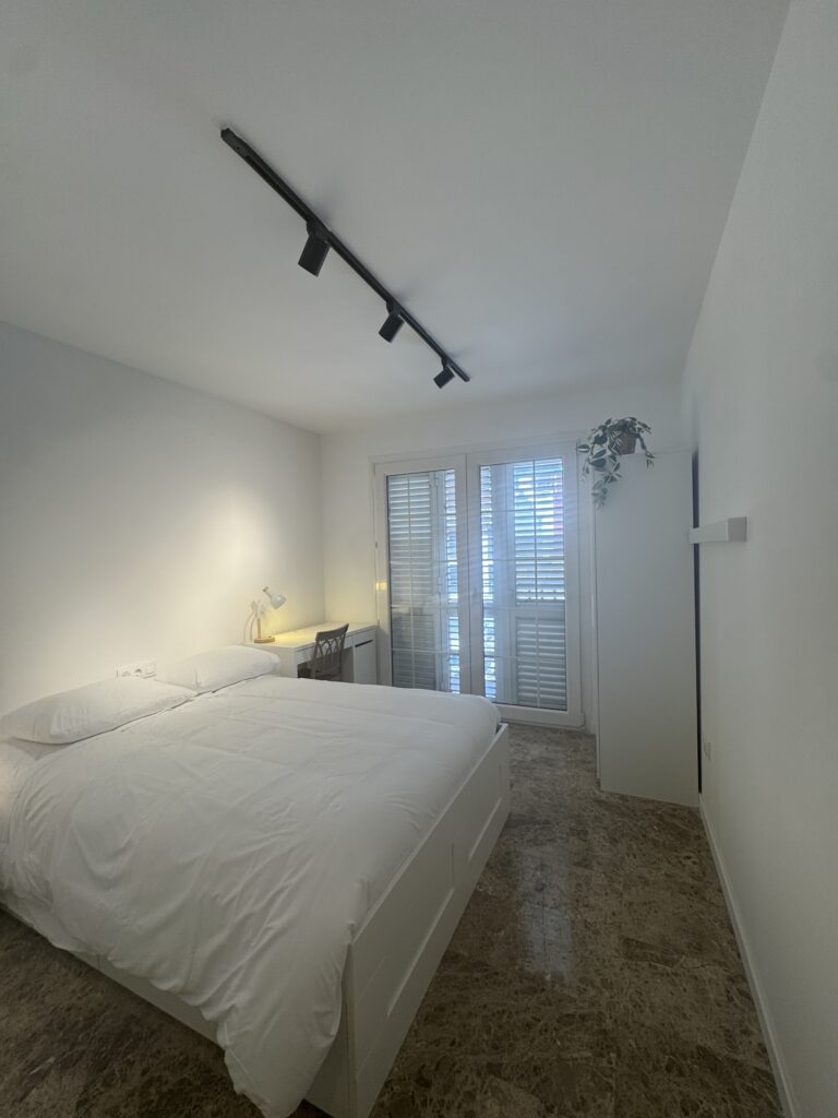 BR SP98 H8 - habitación coliving en El Cabañal, Valencia - Bluerooms