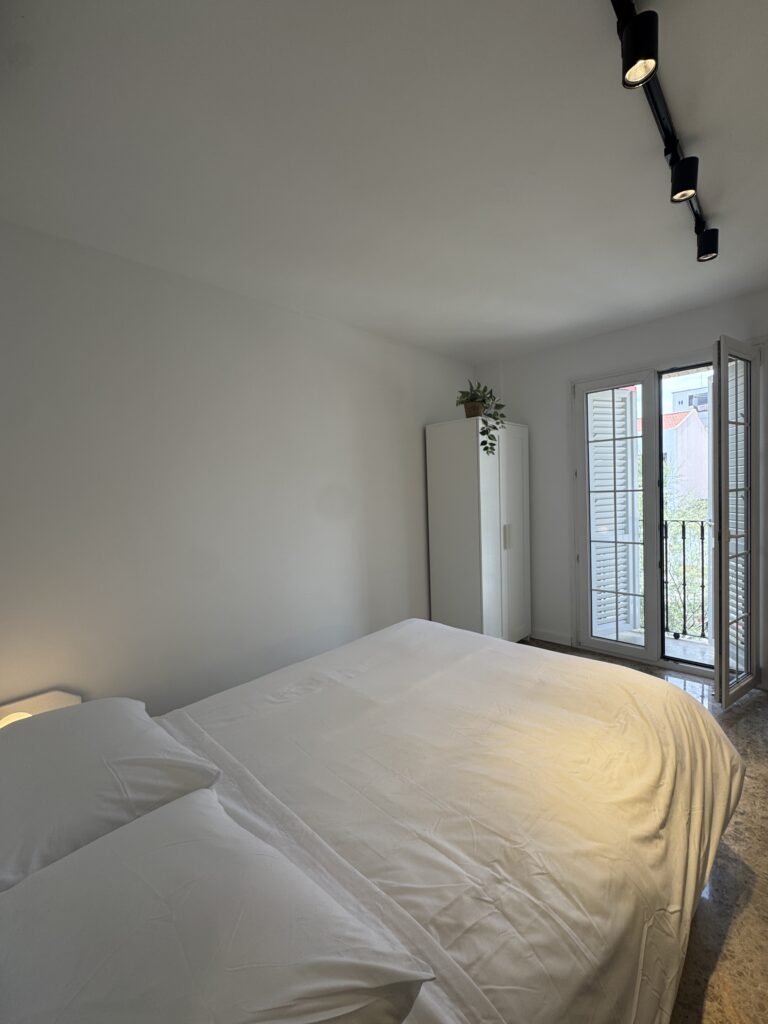 BR SP98 H9 - habitación coliving en El Cabañal, Valencia - Bluerooms