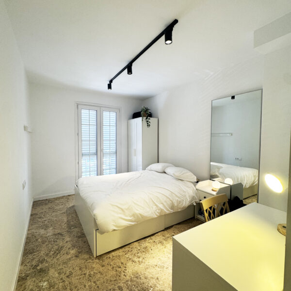 BR SP98 H2 - habitación coliving en El Cabañal, Valencia - Bluerooms