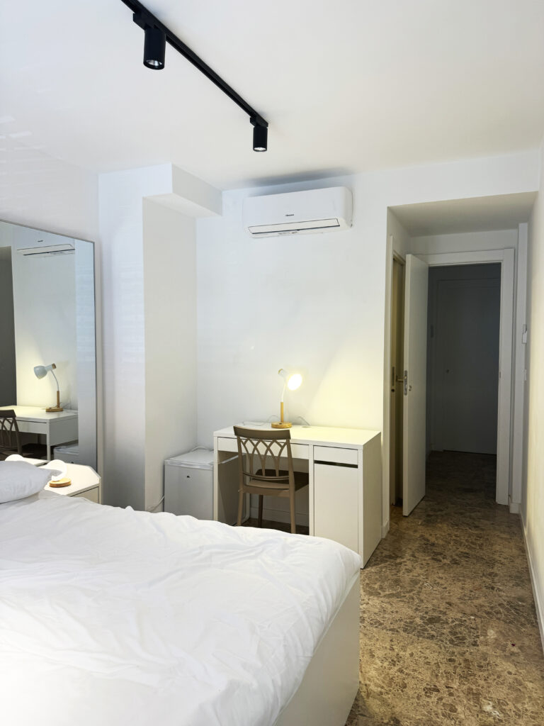 BR SP98 H2 - habitación coliving en El Cabañal, Valencia - Bluerooms