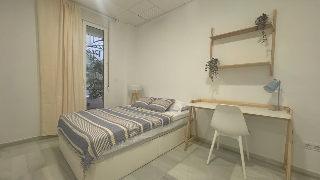 BR M3 H3 - habitación coliving en Ciutat Vella, Valencia - Bluerooms