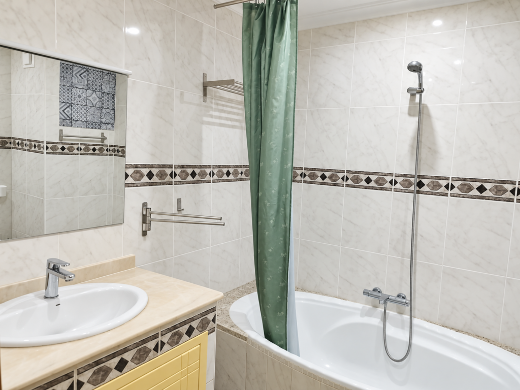 Piso coliving en calle Marí Blas de Lezo, El Cabanyal (Valencia) - foto 1