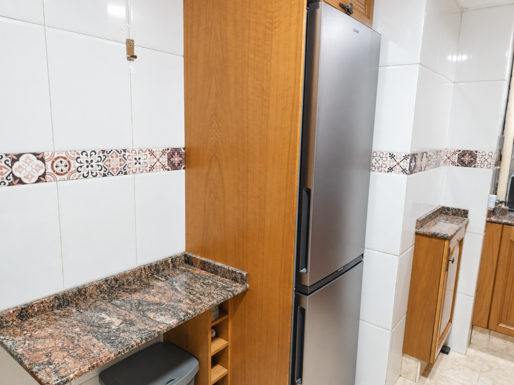 Piso coliving en calle Marí Blas de Lezo, El Cabanyal (Valencia) - foto 3