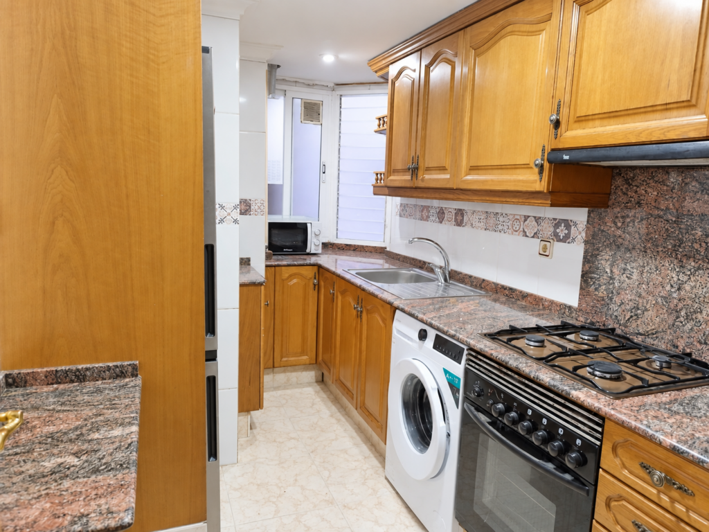 Piso coliving en calle Marí Blas de Lezo, El Cabanyal (Valencia) - foto 12