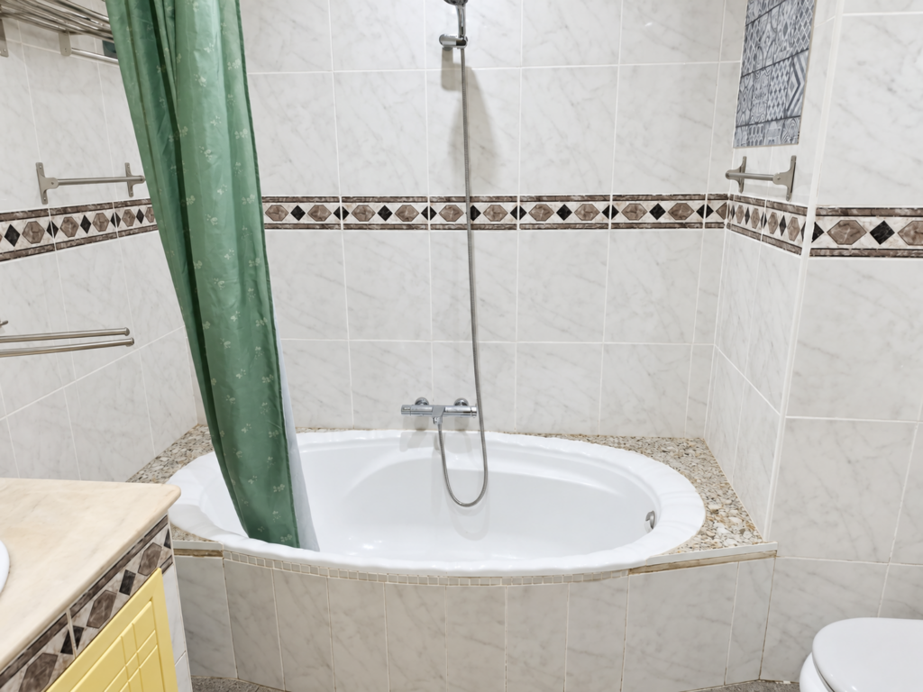 Piso coliving en calle Marí Blas de Lezo, El Cabanyal (Valencia) - foto 13